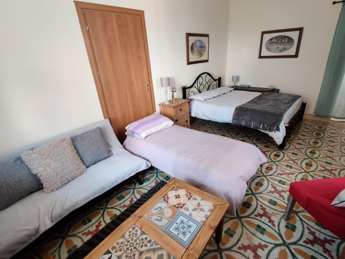 Ellas Place Tarxien Exterior foto
