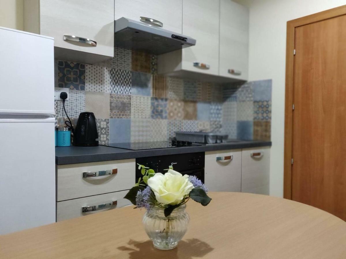 Ellas Place Tarxien Exterior foto
